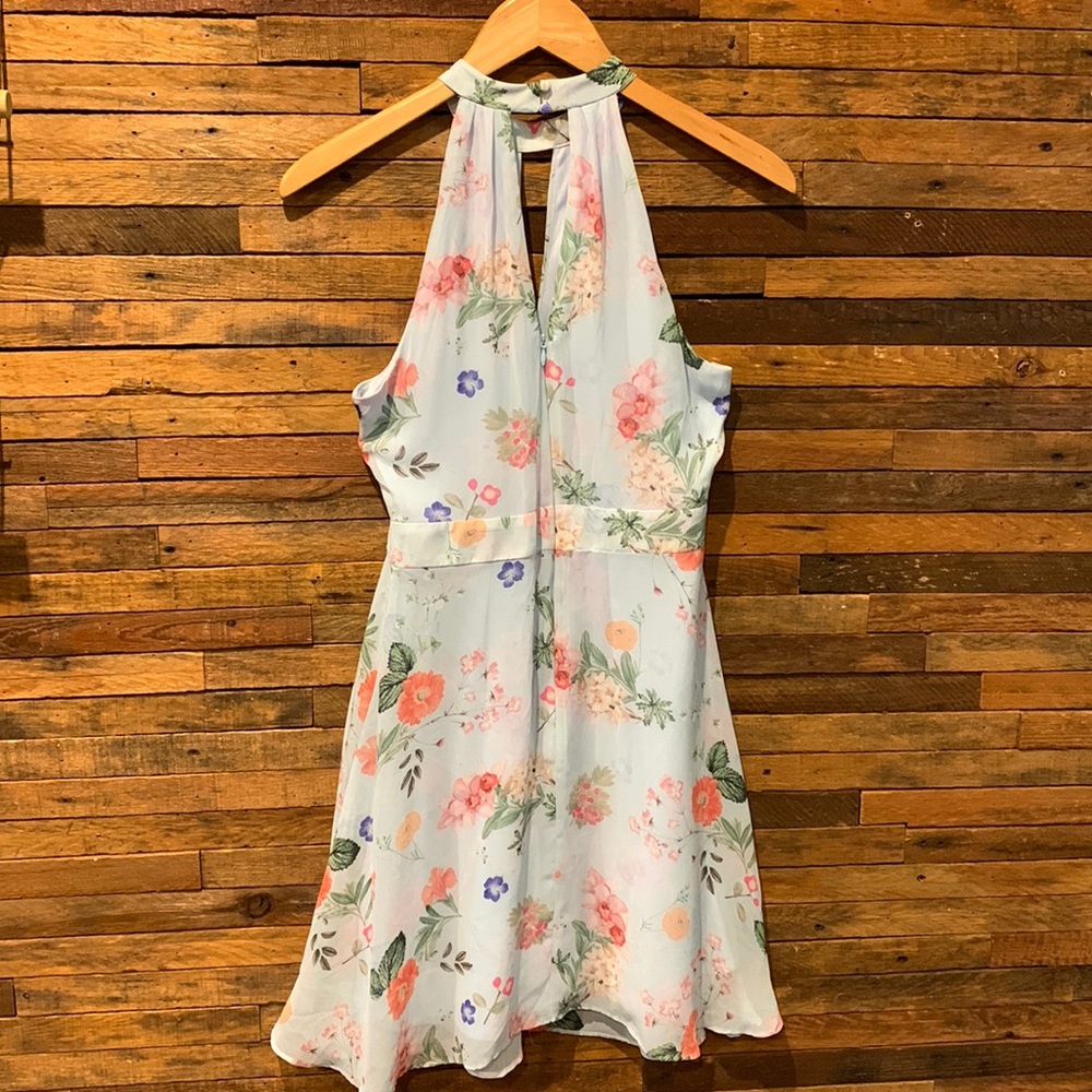 Express Floral Dress 👗 💐